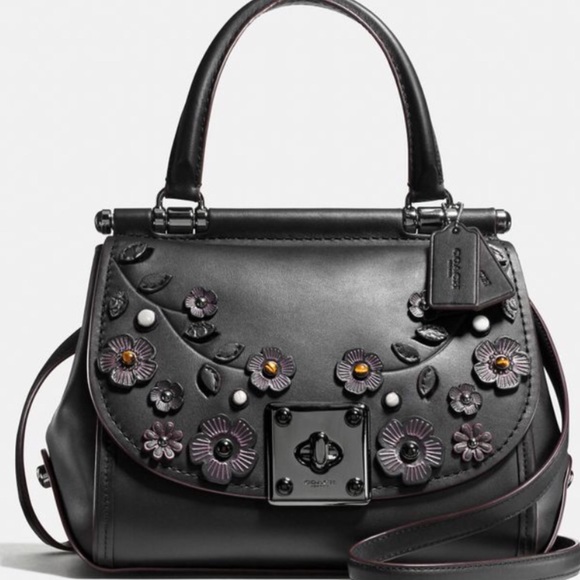 Handbags - 🌸COACH DRIFTER FLORAL APPLIQUÉ 🌸🌺